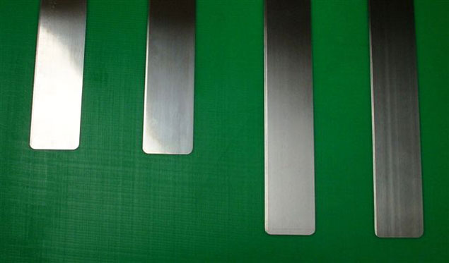 RACLA ACCIAIO INOX TEMPRATO TAGLIATA CON BORDI ARROTONDATI